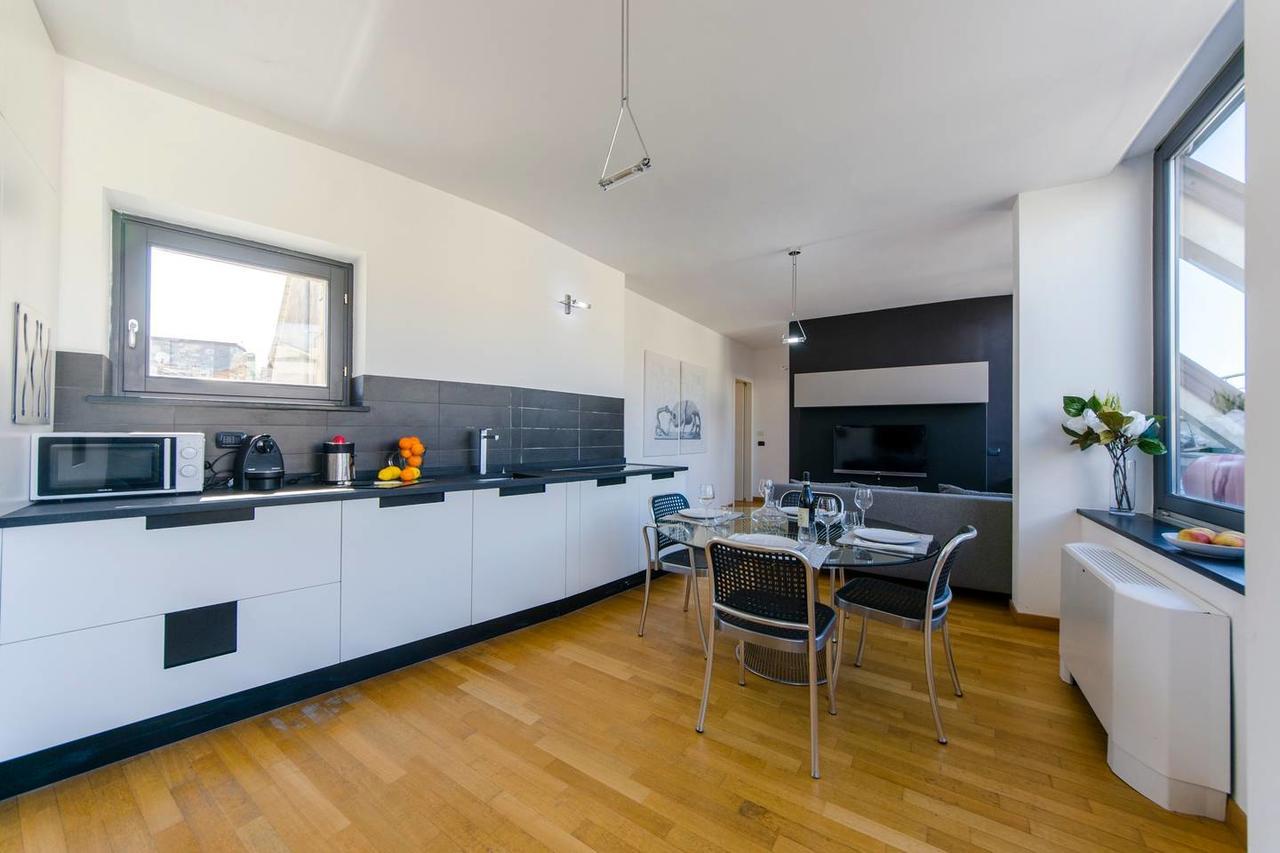Ferienwohnung Altido Modern Flat Next To Acquario Genua Exterior foto